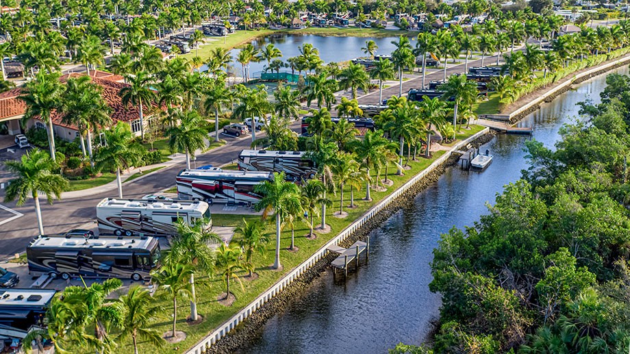 Naples Motorcoach Resort | Luxury Motorcoach Resort in Naples, Florida